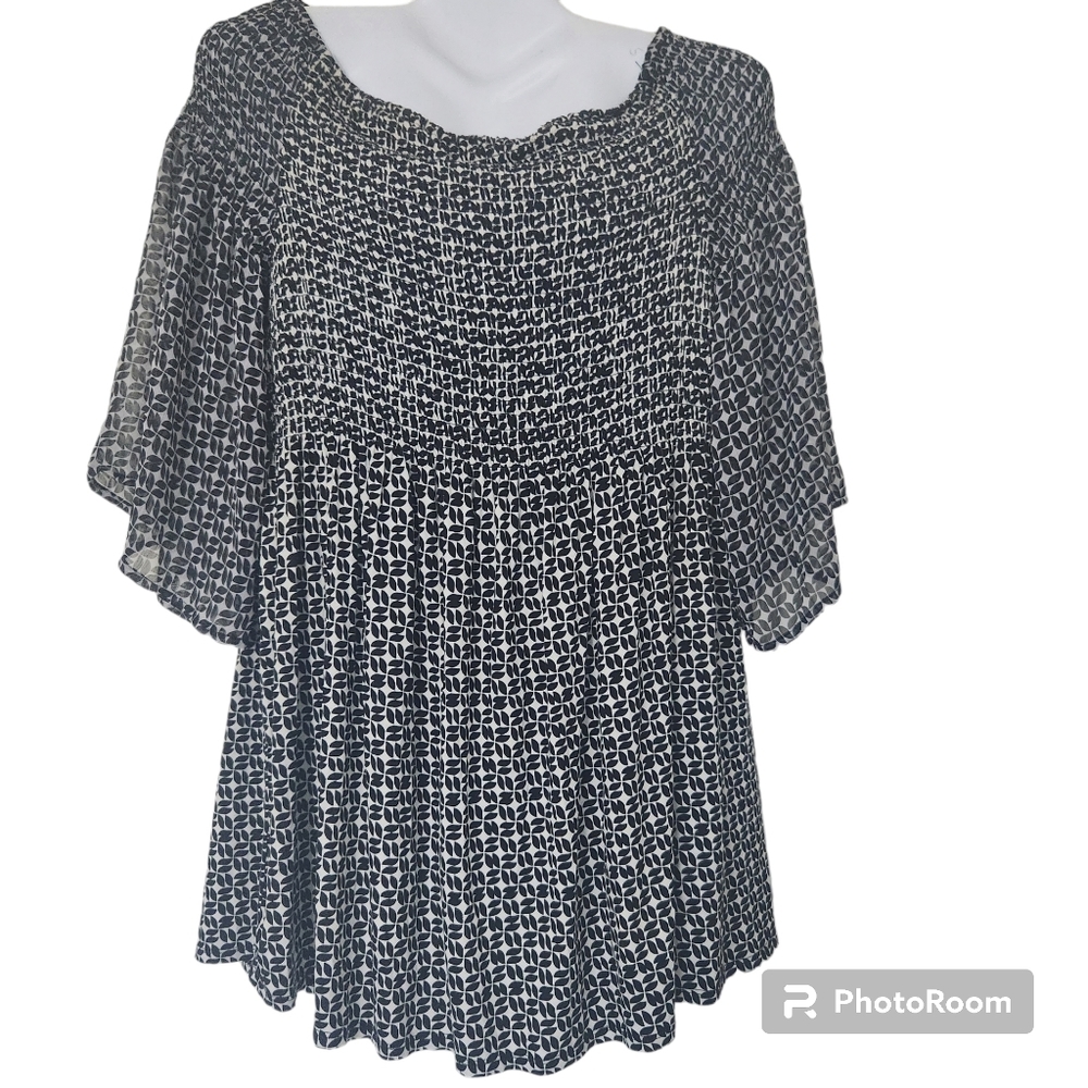 August Silk NWT  Geo Wheel Print Shirred Yoke Off the Shoulder Stretchy Tunic XL